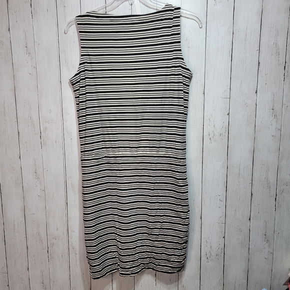 Athleta Women's Tulip Ruched Black Cream Stripe Sleeveless Dress Sz Large Petite - Picture 7 of 7